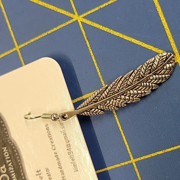 Silver Tone Dangle 1.5" Earrings - Feather Design - Picture 2 of 2